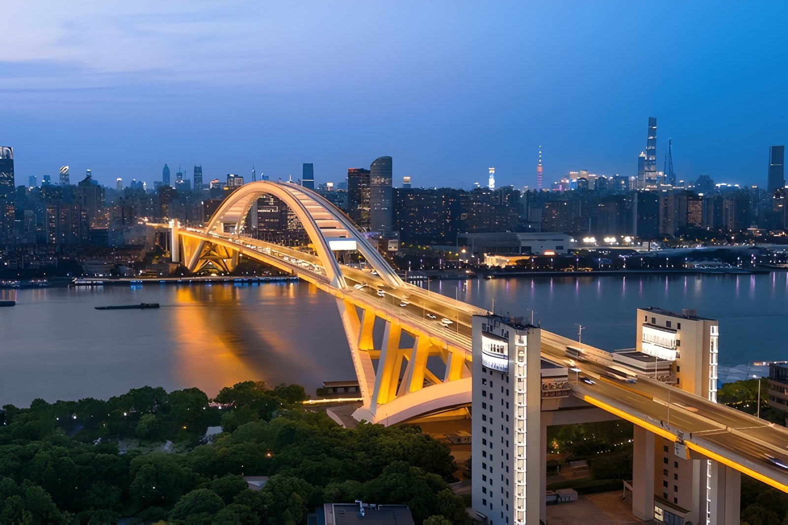 Lupu Bridge: Take a Walk on the World’s Largest Arch Bridge - OpenTrip Asia